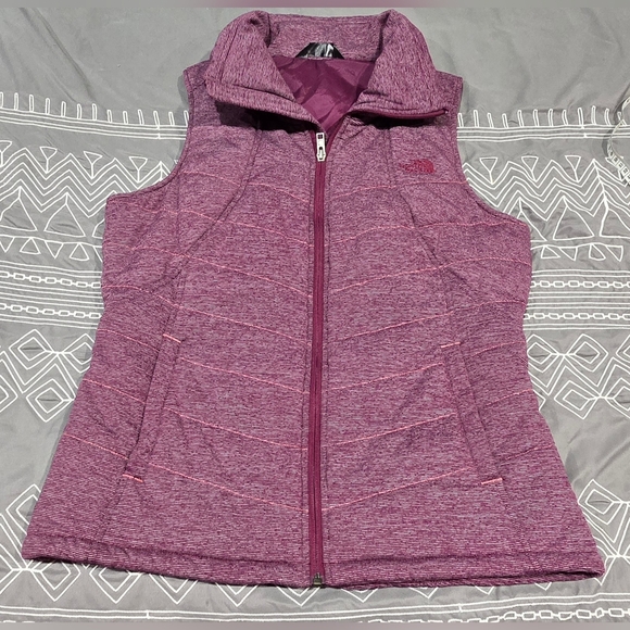 The North Face Jackets & Blazers - The North Face Women's Pseudio Quilted Puffer Vest Size Large